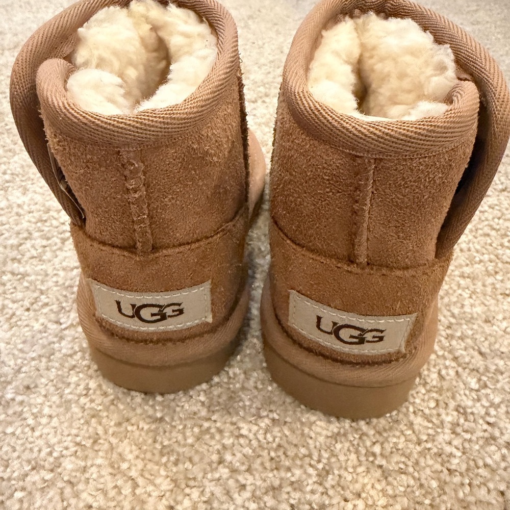 UGG Chestnut Mini Shearling Boots